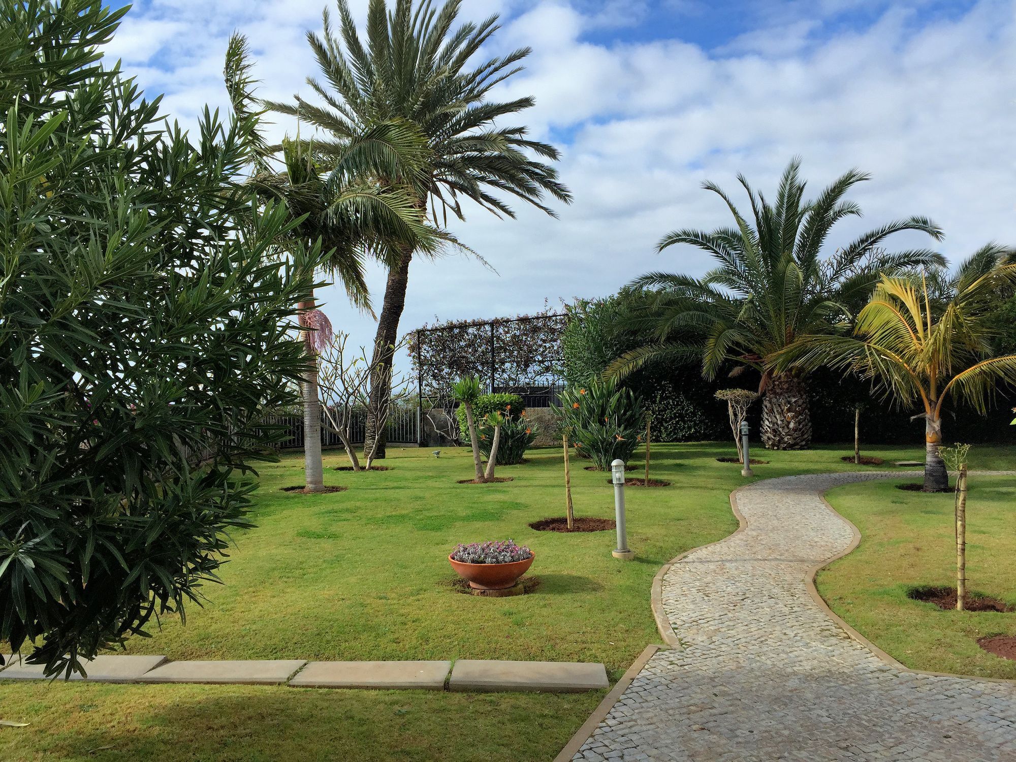 Finest Rentals - Beachfront Penthouse Funchal  Luaran gambar